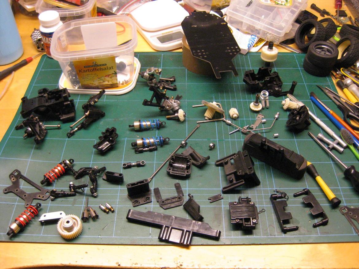 Bil Tamiya ta02rs (solgt) - Rengøring af chassis billede 11