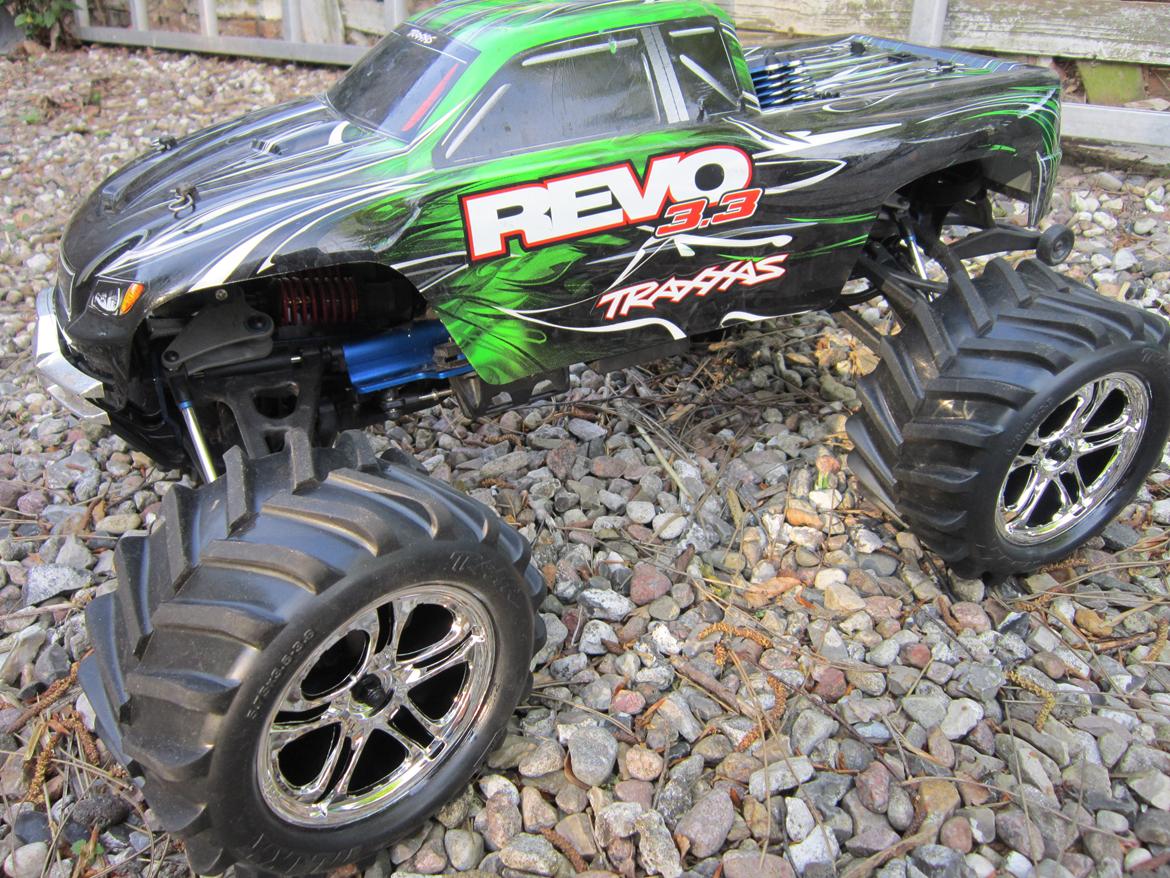 OffRoader Revo 3.3 Billeder af rcenheder Uploaded af ChristianG