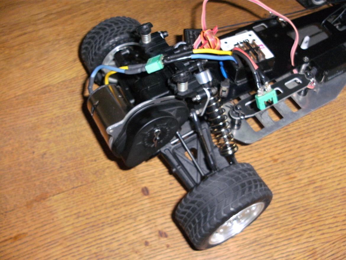Buggy Kyosho / Cox Nissan Saurus CUP - Kyosho / Cox Nissan Saurus CUP billede 18