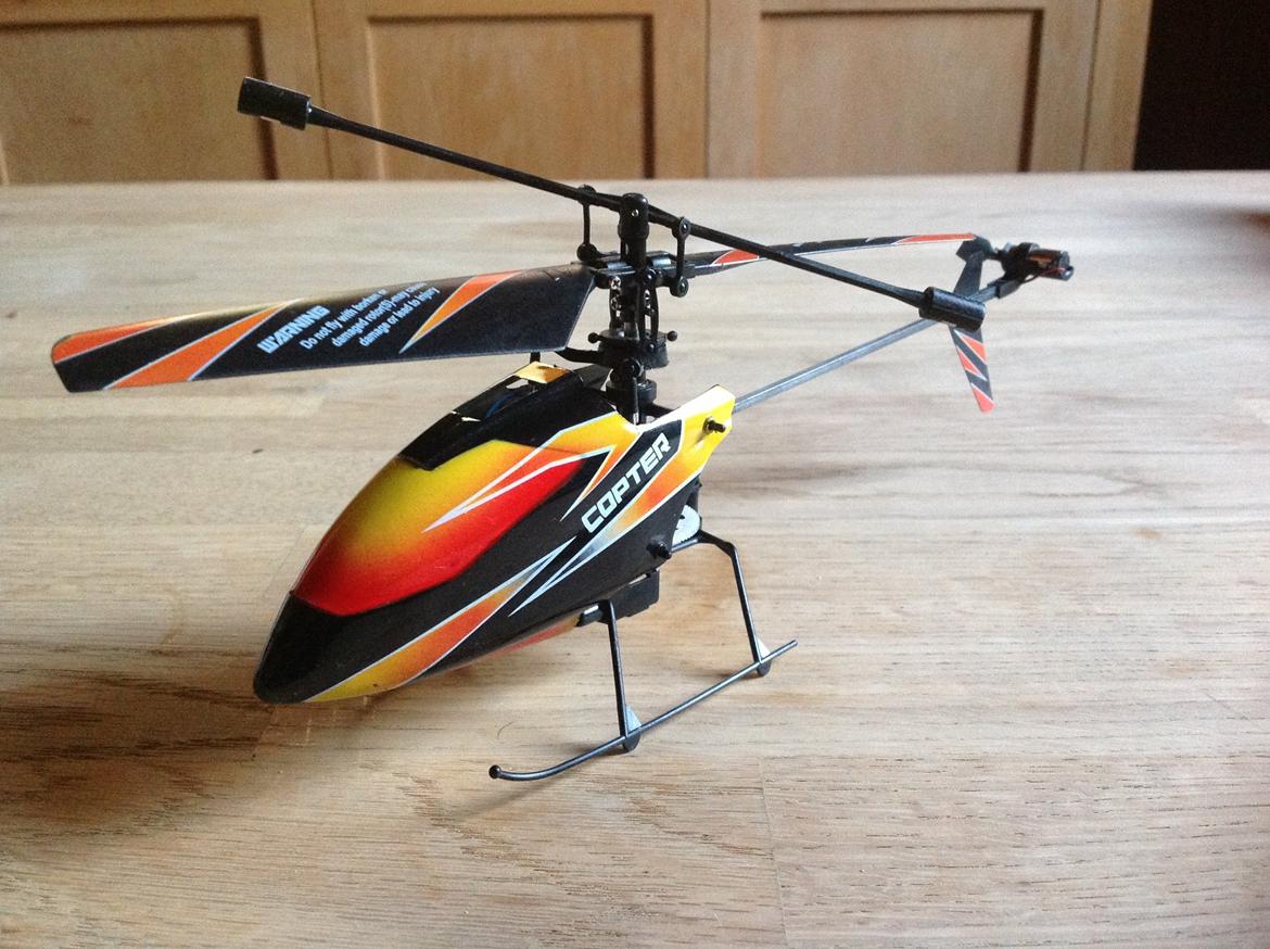 Helikopter WL Toys v911 billede 1