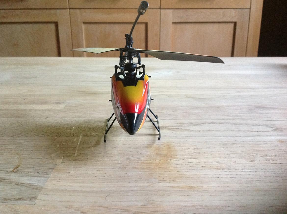 Helikopter WL Toys v911 billede 3