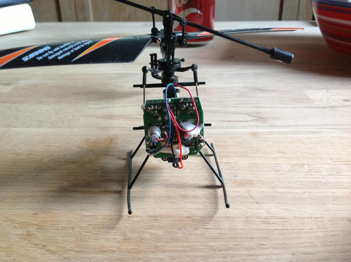 Helikopter WL Toys v911 billede 5