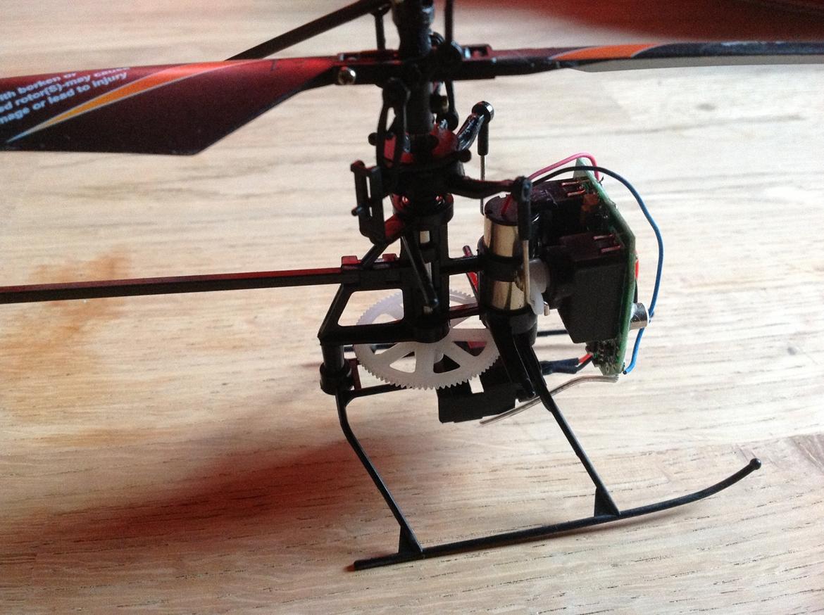 Helikopter WL Toys v911 billede 6