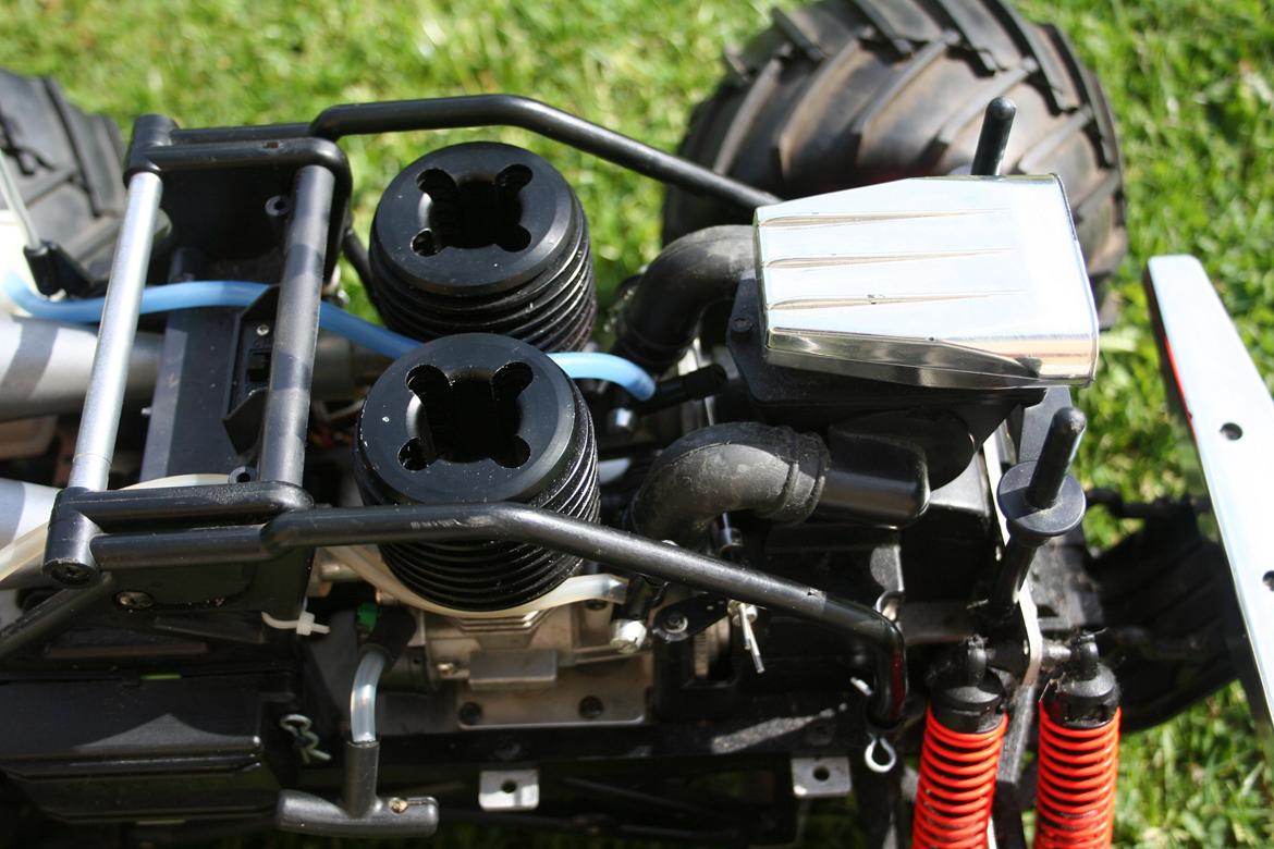 Bil kyosho giga chrusher billede 4