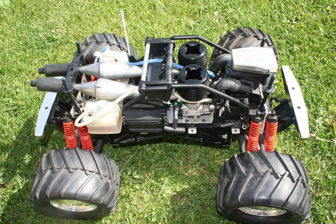 Bil kyosho giga chrusher billede 5