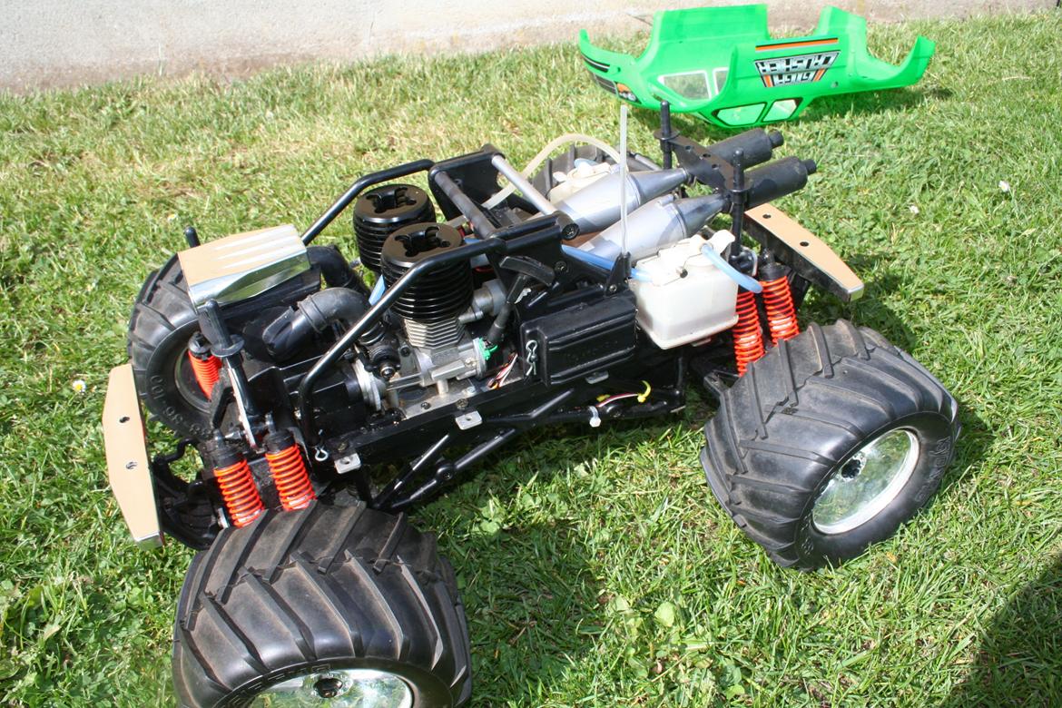 Bil kyosho giga chrusher billede 7