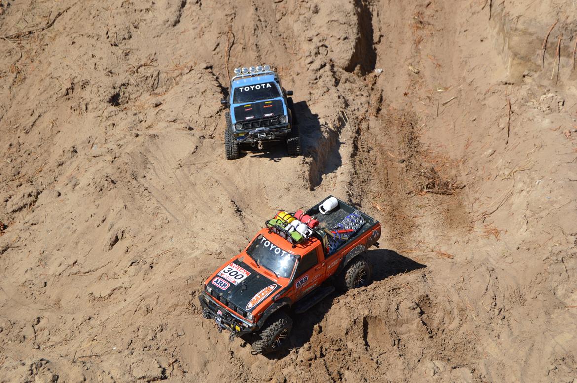 Off-Roader Axial SCX-10 Hilux "Truck Norris" billede 19