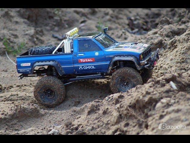 Off-Roader Axial SCX-10 Hilux "Den Onde Toyota I" billede 14