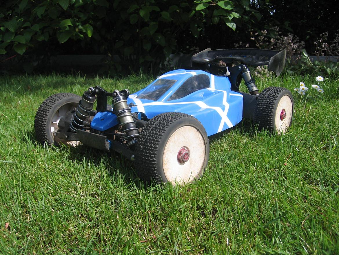 Buggy Team Associated RC8.2e FT billede 2