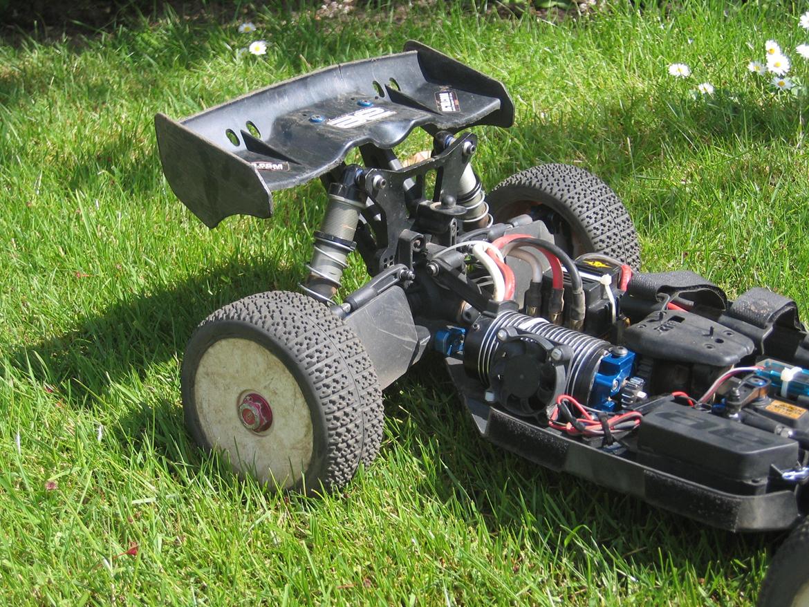 Buggy Team Associated RC8.2e FT billede 8