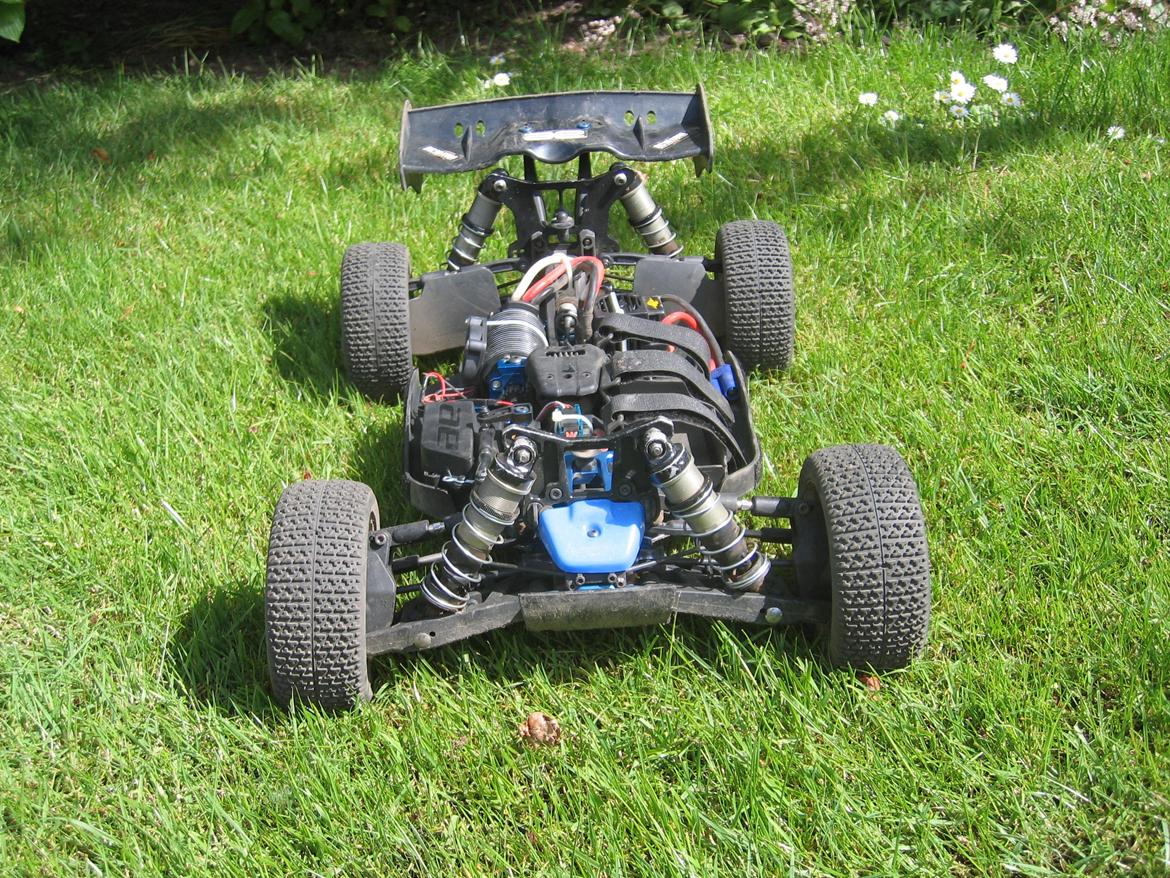Buggy Team Associated RC8.2e FT billede 9