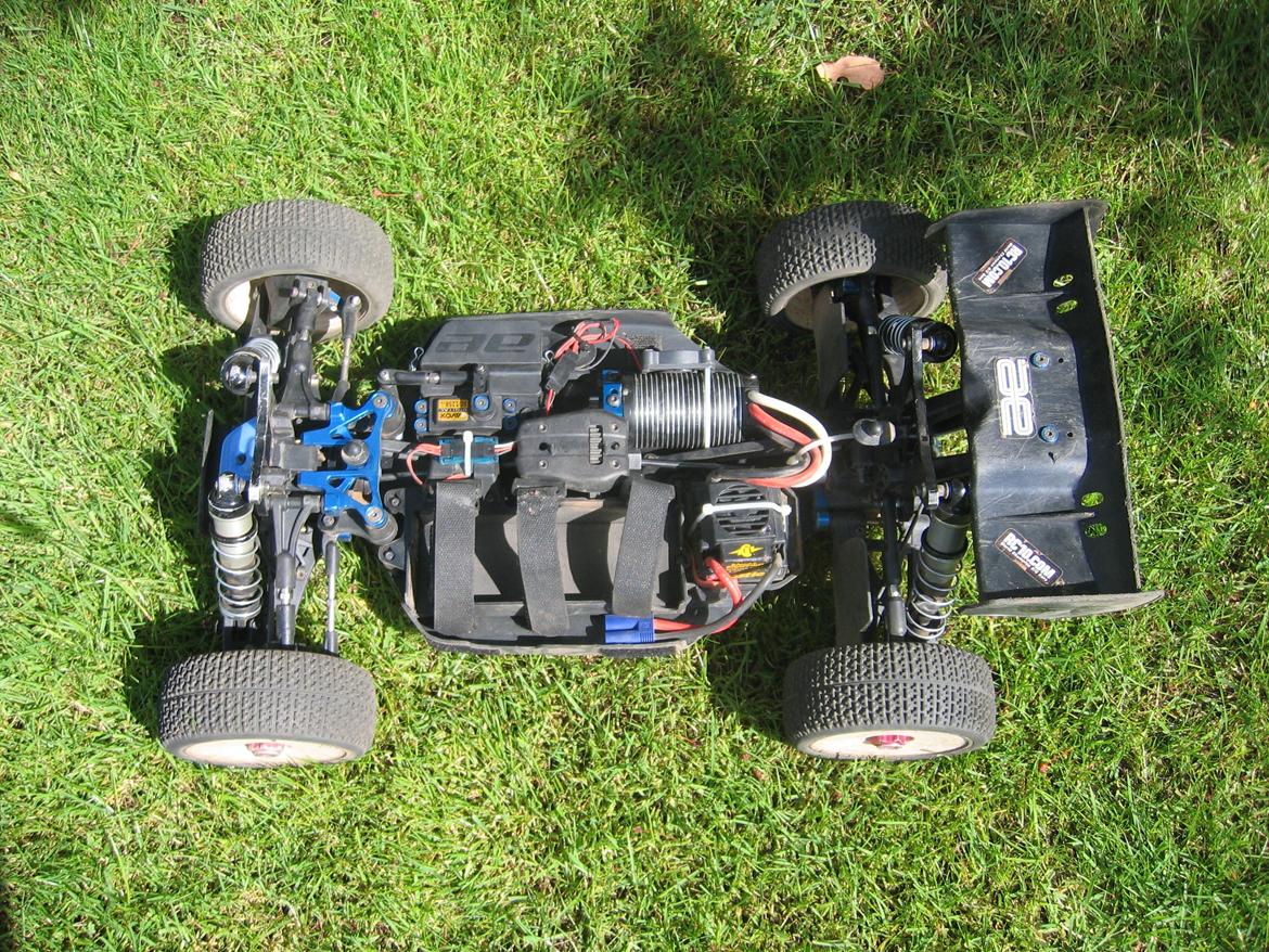 Buggy Team Associated RC8.2e FT billede 14