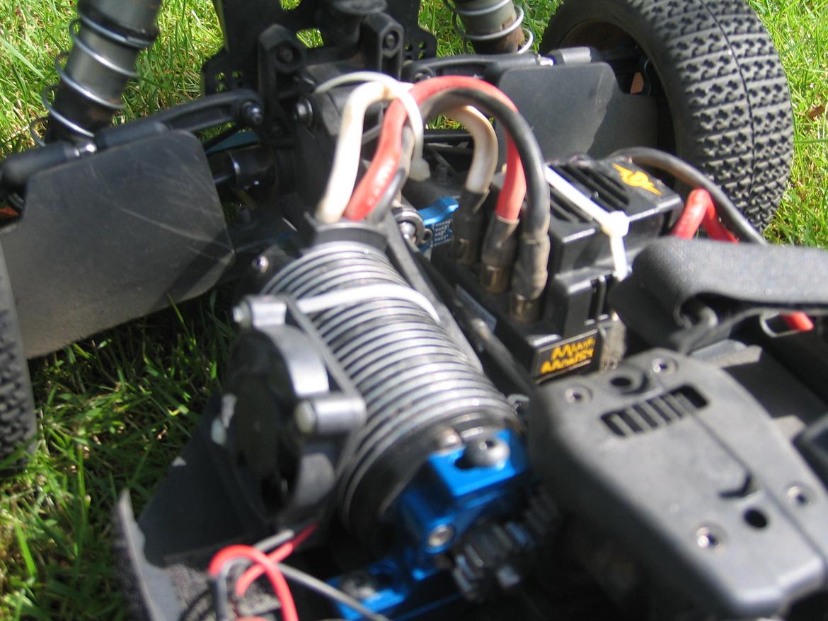 Buggy Team Associated RC8.2e FT billede 17