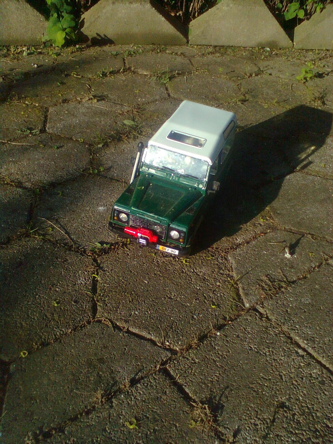 Off-Roader Tamiya CC-01 Land Rover Defender 90" billede 3