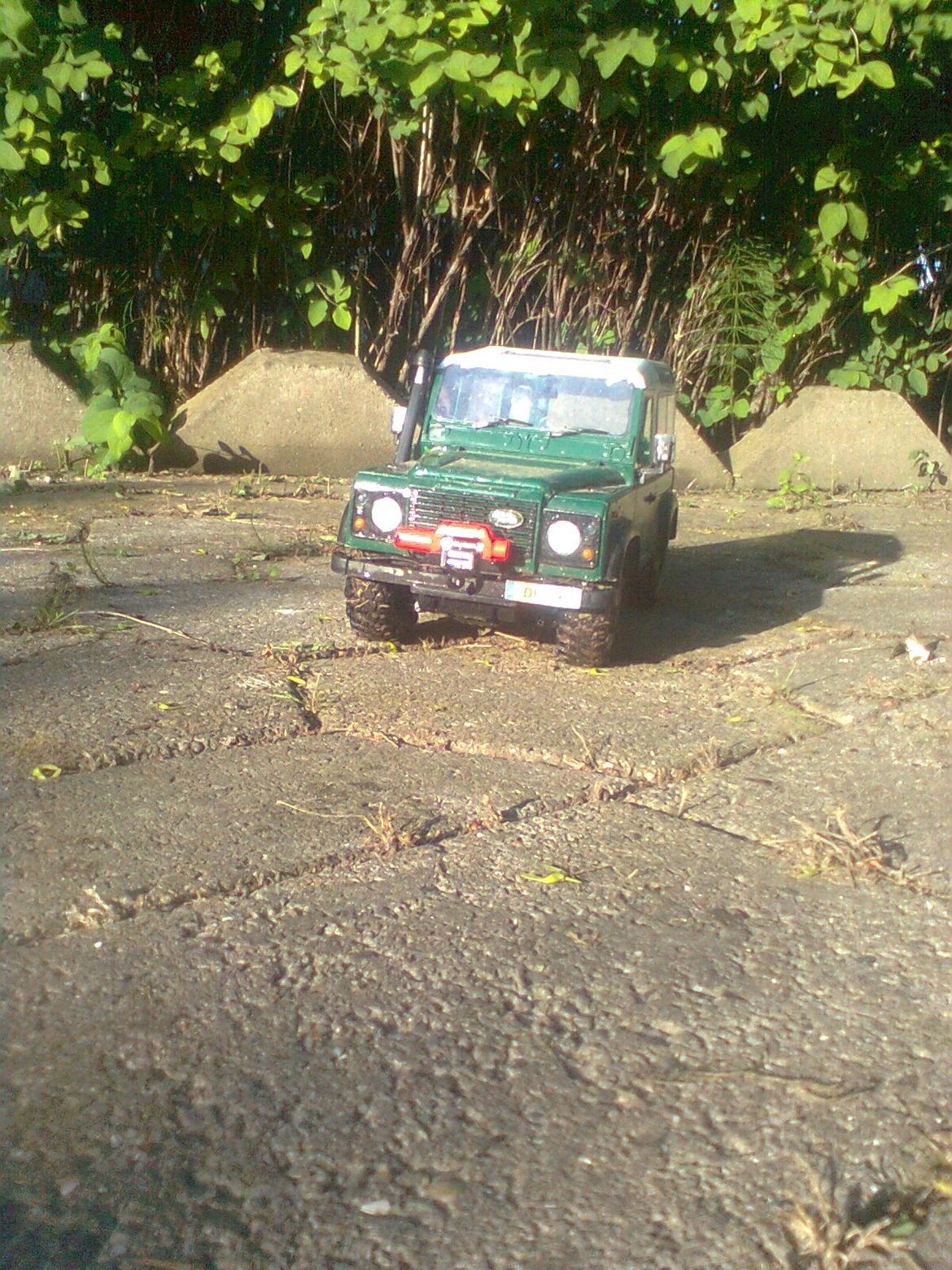 Off-Roader Tamiya CC-01 Land Rover Defender 90" billede 4