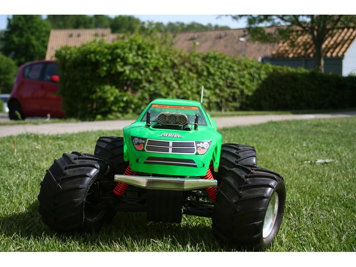 Bil kyosho giga chrusher billede 1