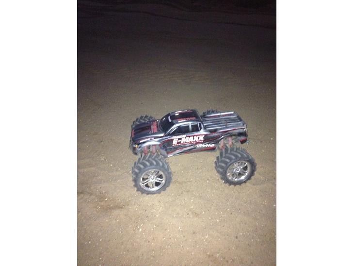 Bil Traxxas E maxx billede 1