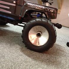 Off-Roader Kyosho mad force