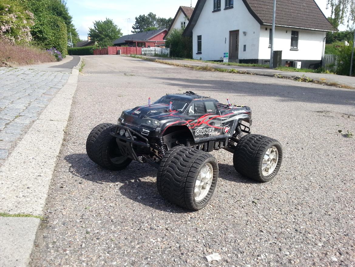 Truck HPI Savage Flux "Sadass" billede 1