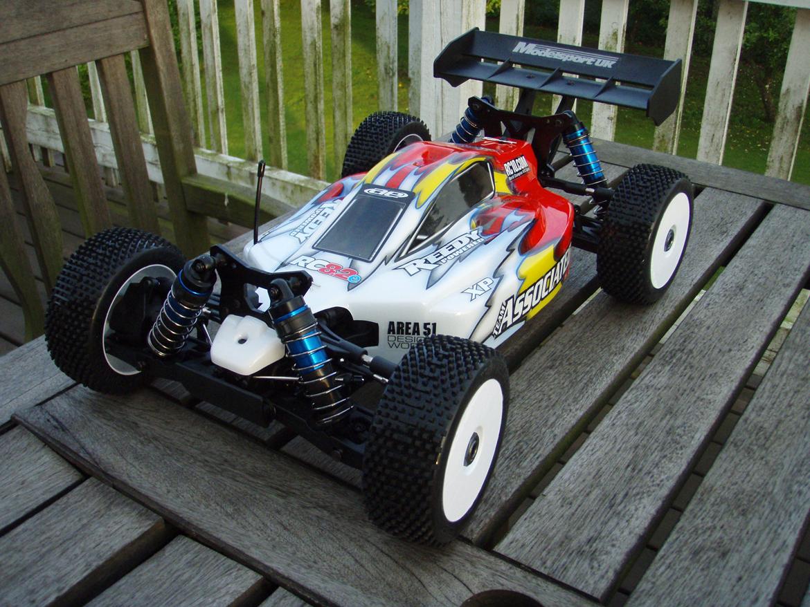 Buggy Associated Rc8.2e RS billede 6