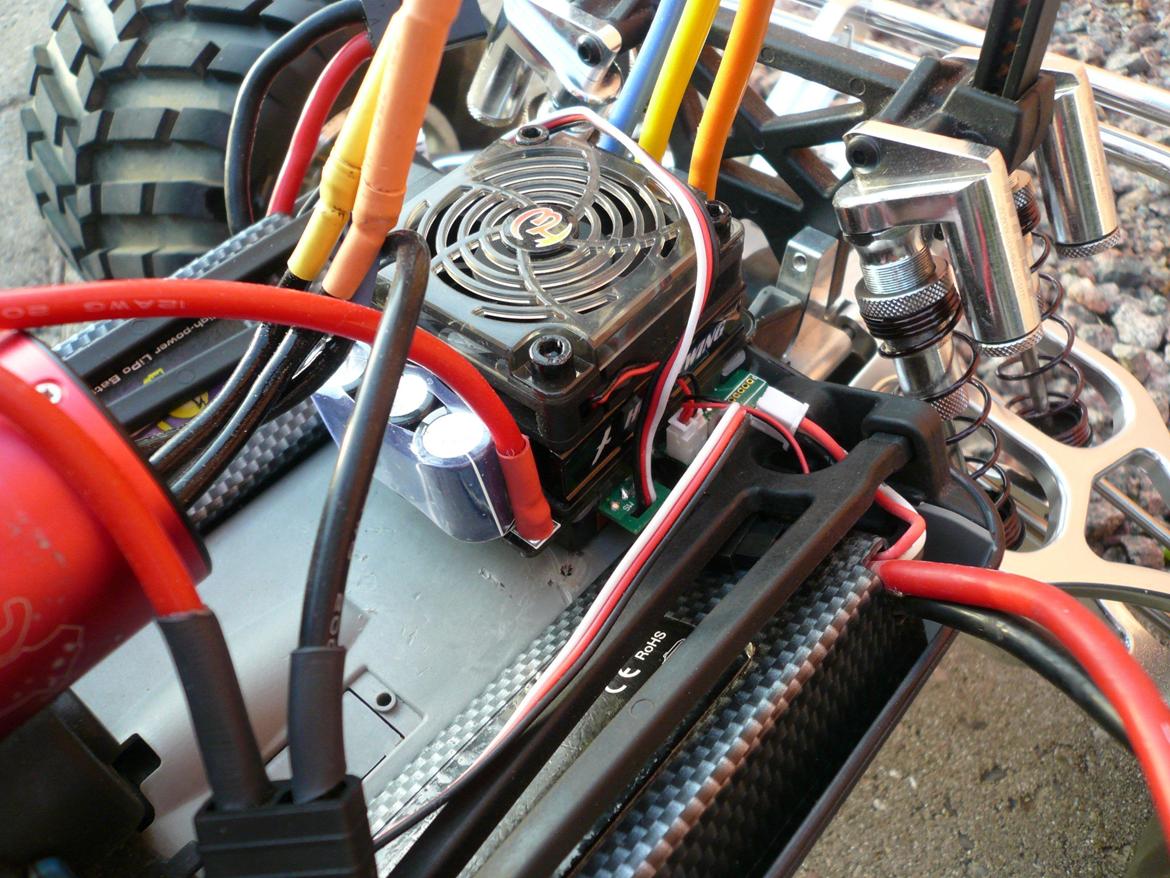 Bil Traxxas E-Maxx "Black Widow" billede 14