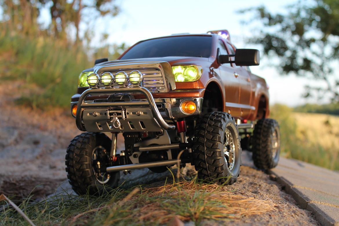 Off-Roader Tamiya High Lift Toyota Tundra billede 3