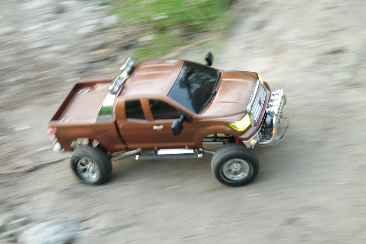 Off-Roader Tamiya High Lift Toyota Tundra billede 8