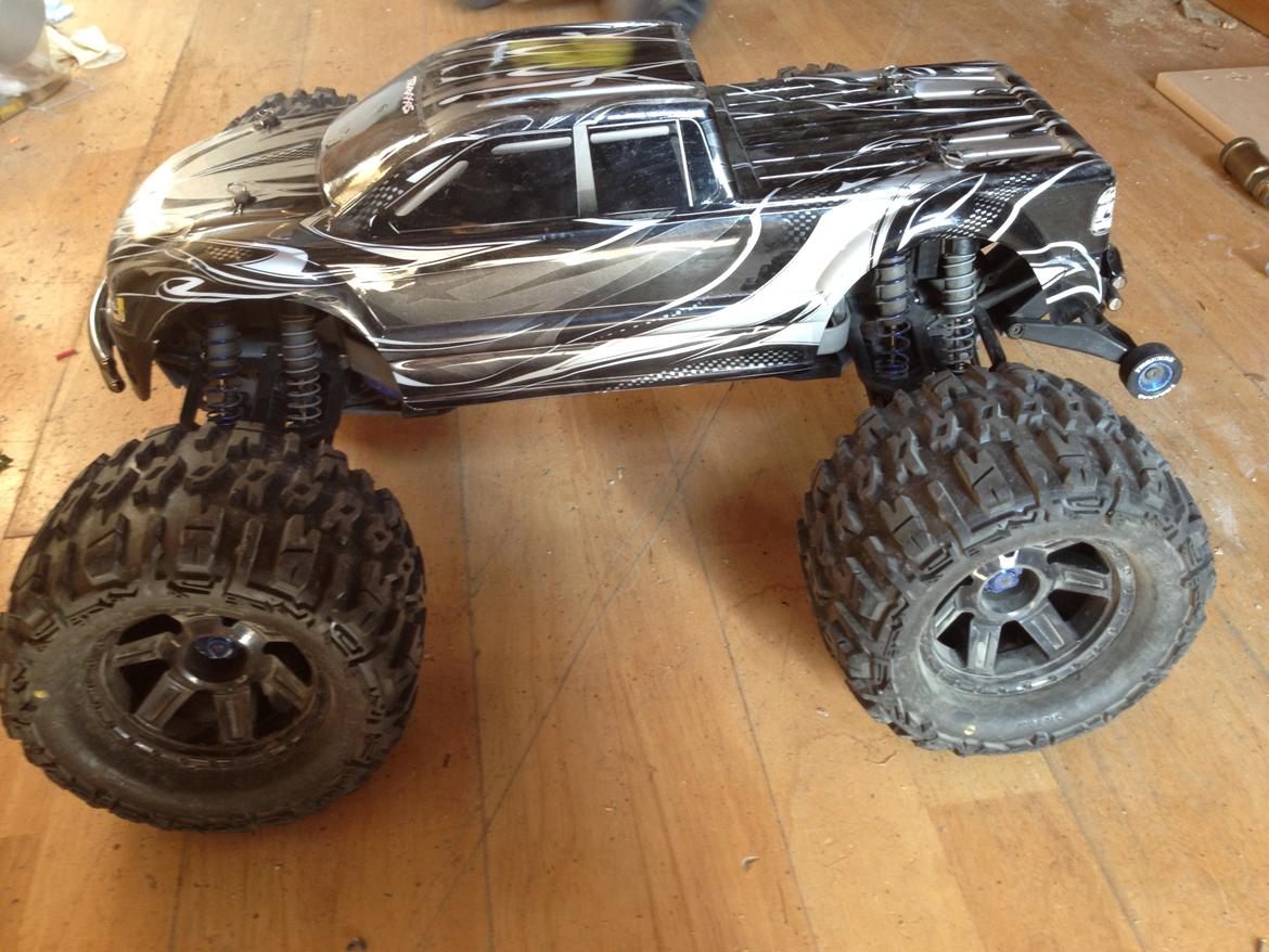 Bil Traxxas E-Maxx - Nye Proline hjul billede 3