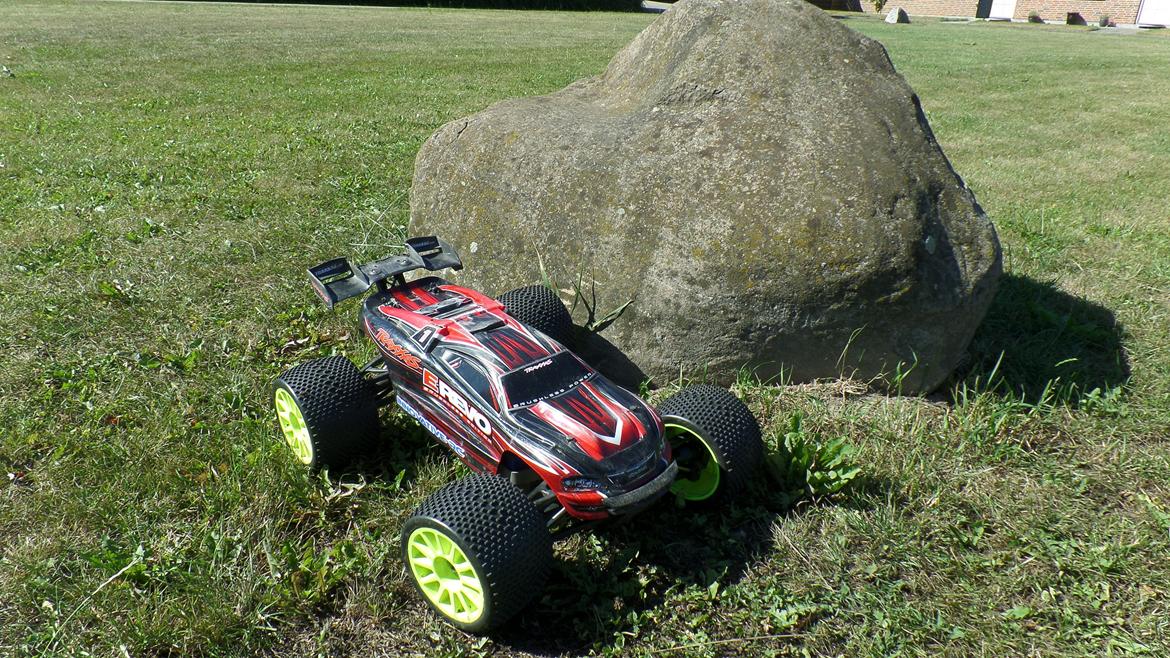 Bil E-REVO Brushless billede 1