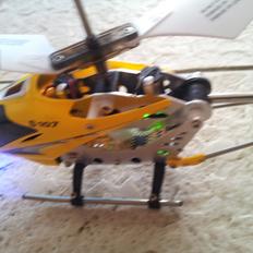 Helikopter syma s107g