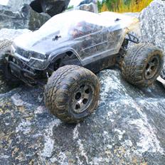 Off-Roader savage flux xs