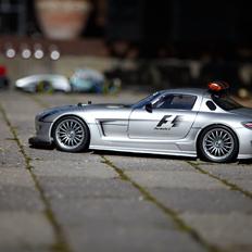 Bil Tamiya TT-02 Mercedes SLS