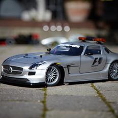 Bil Tamiya TT-02 Mercedes SLS