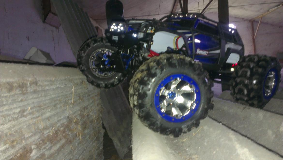 Off-Roader Traxxas Summit 1/10 billede 5