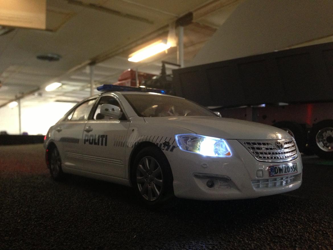 Bil Toyota Camry Patruljevogn billede 13