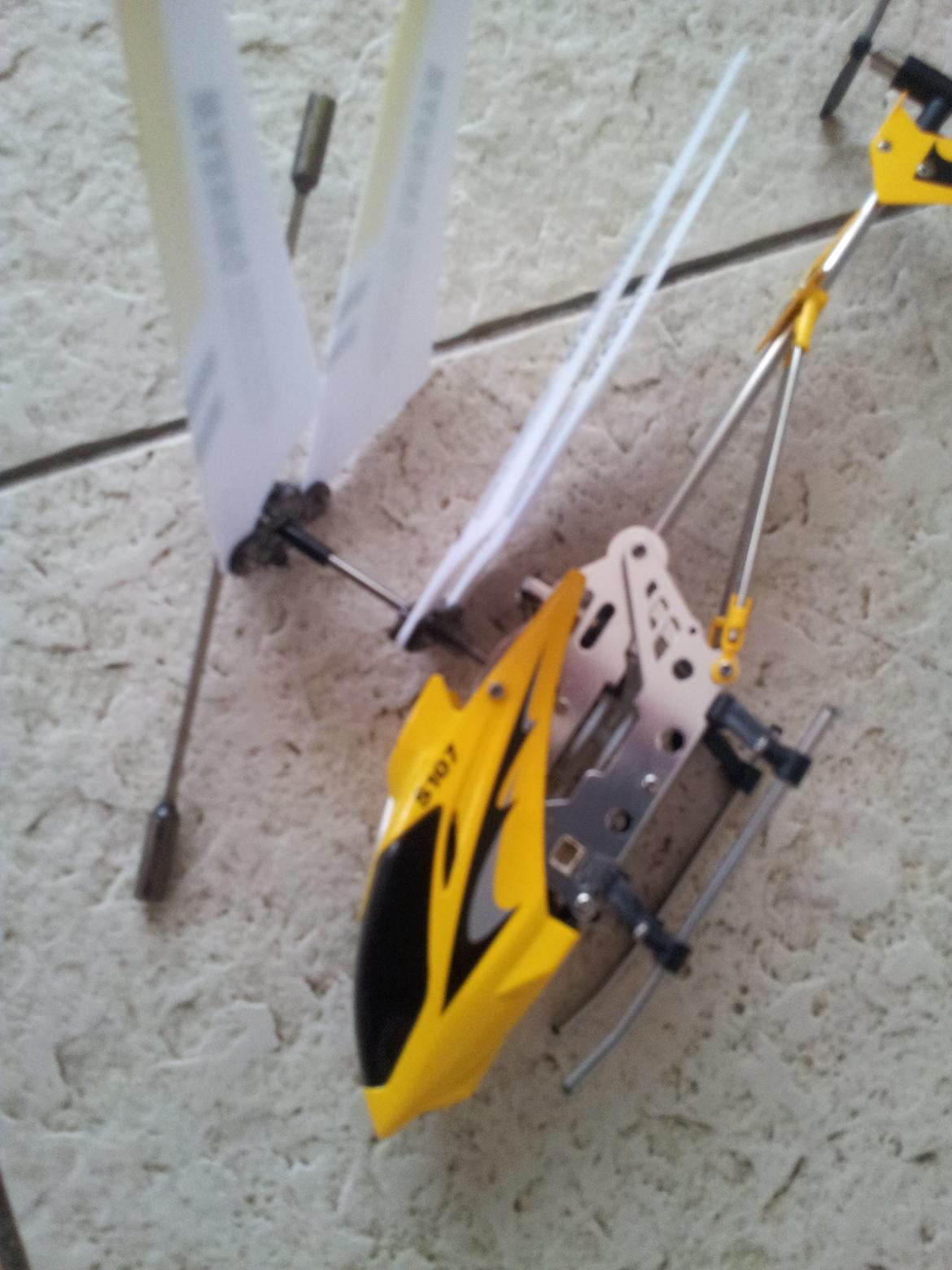 Helikopter syma s107g billede 8