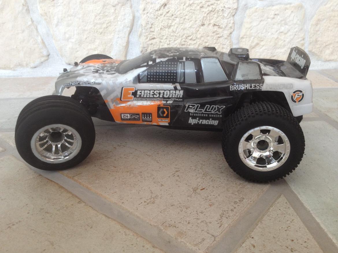 Truck E-Firestorm 10T FLUX RTR 2.4GHz billede 3