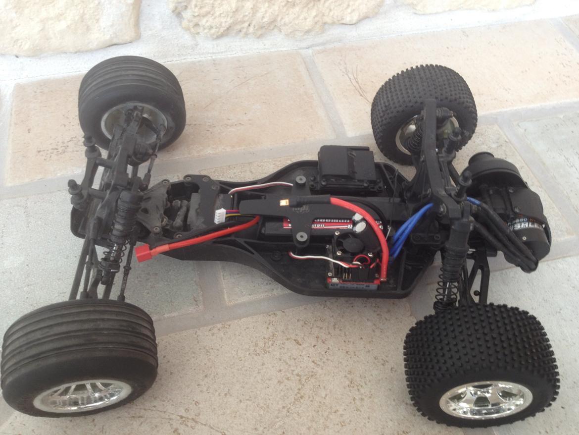 Truck E-Firestorm 10T FLUX RTR 2.4GHz billede 6