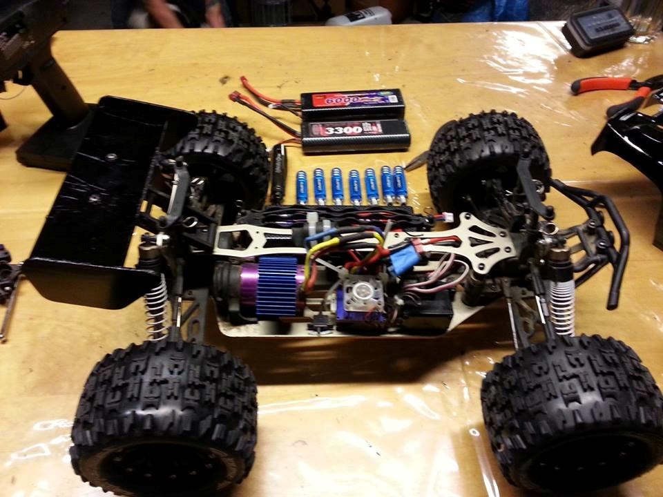 Off-Roader Stealth X09 Truggy Brushless 2.4GHz billede 16