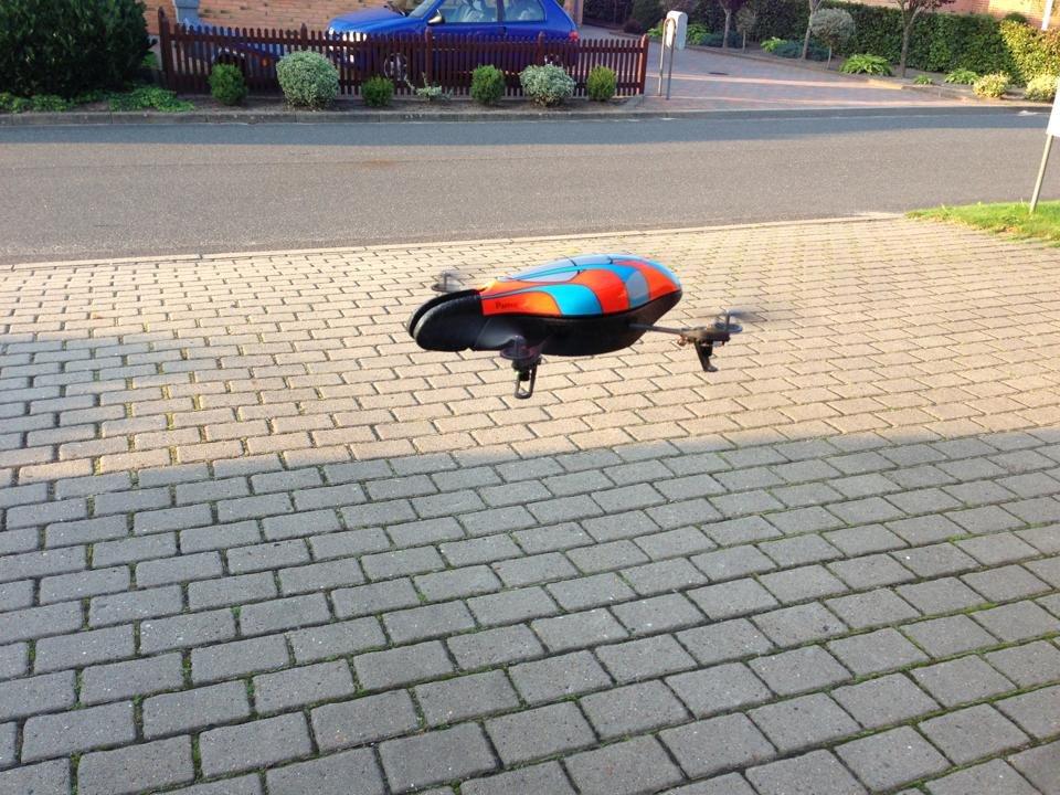 Helikopter Ar drone 1.0 billede 3