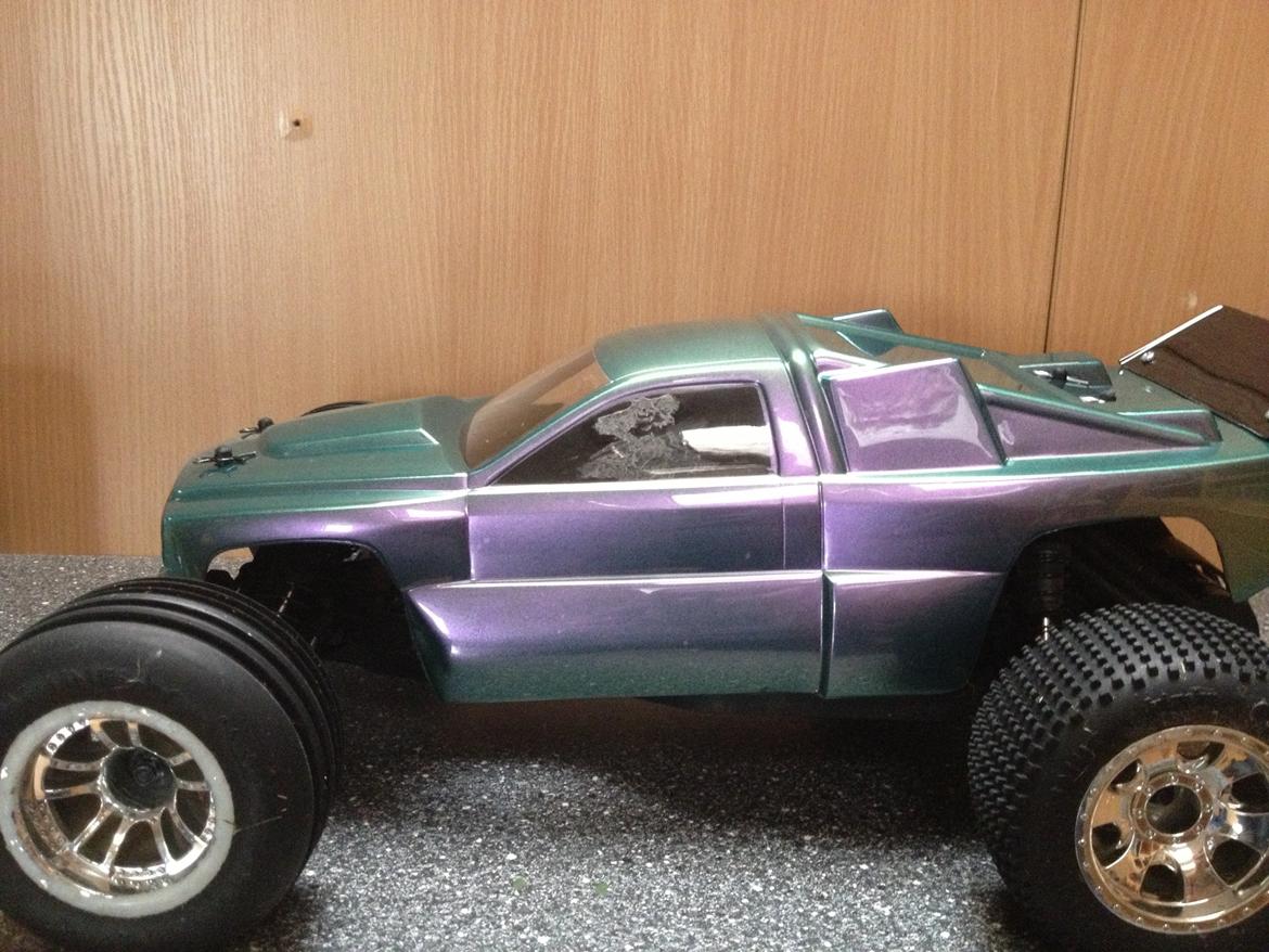 Truck E-Firestorm 10T FLUX RTR 2.4GHz billede 2