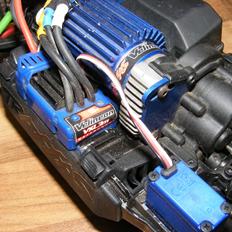 Bil Toyota Tundra TRX Rally 1/16 4WD