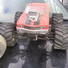Off-Roader Traxxas T-Max 2,5