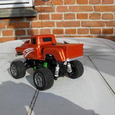 Off-Roader Chevrolet 3100 1/2ton Pickup (1/24 hbx)