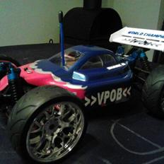 Bil LRP Shark 18 4 WD