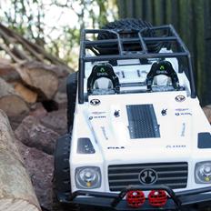 Off-Roader Axial SCX-10 Dingo