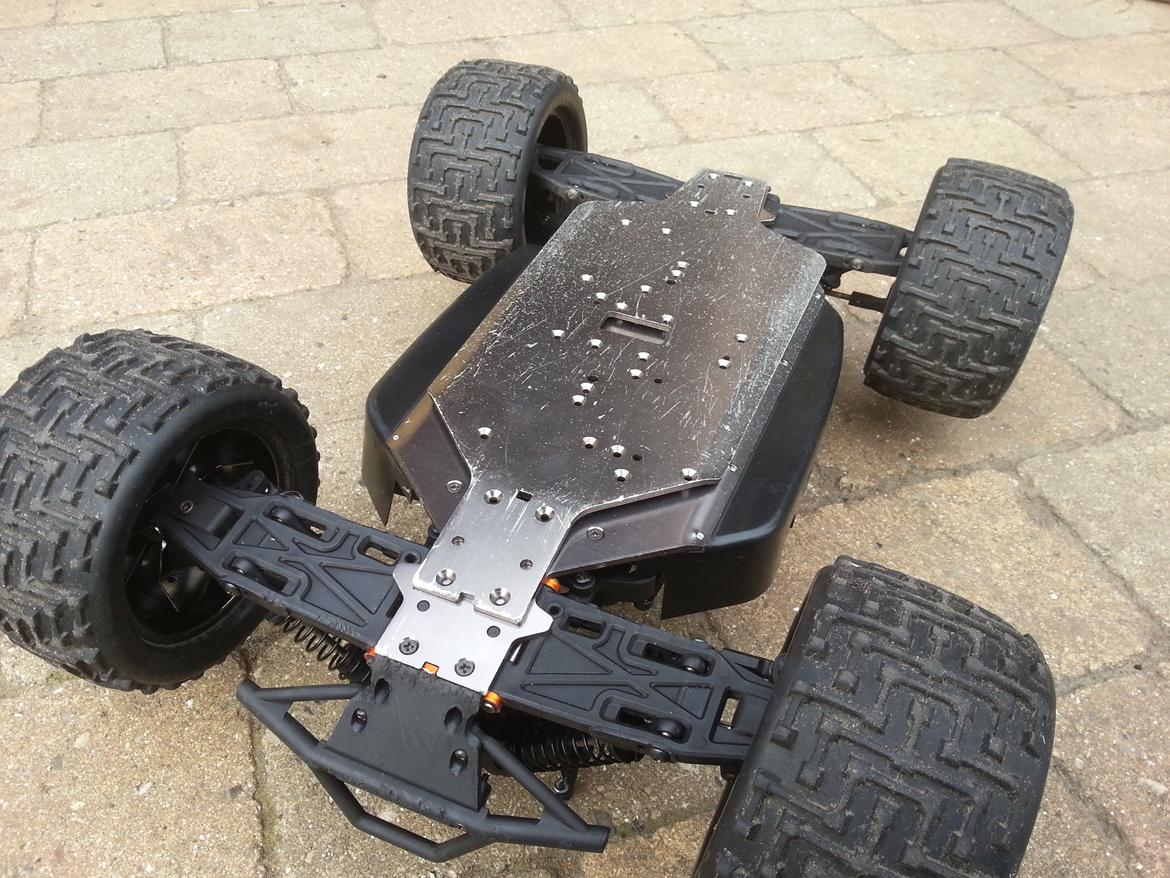 Off-Roader HPI Bullet / WR8 MT Flux - Bullet & WR8 Chassis  billede 2