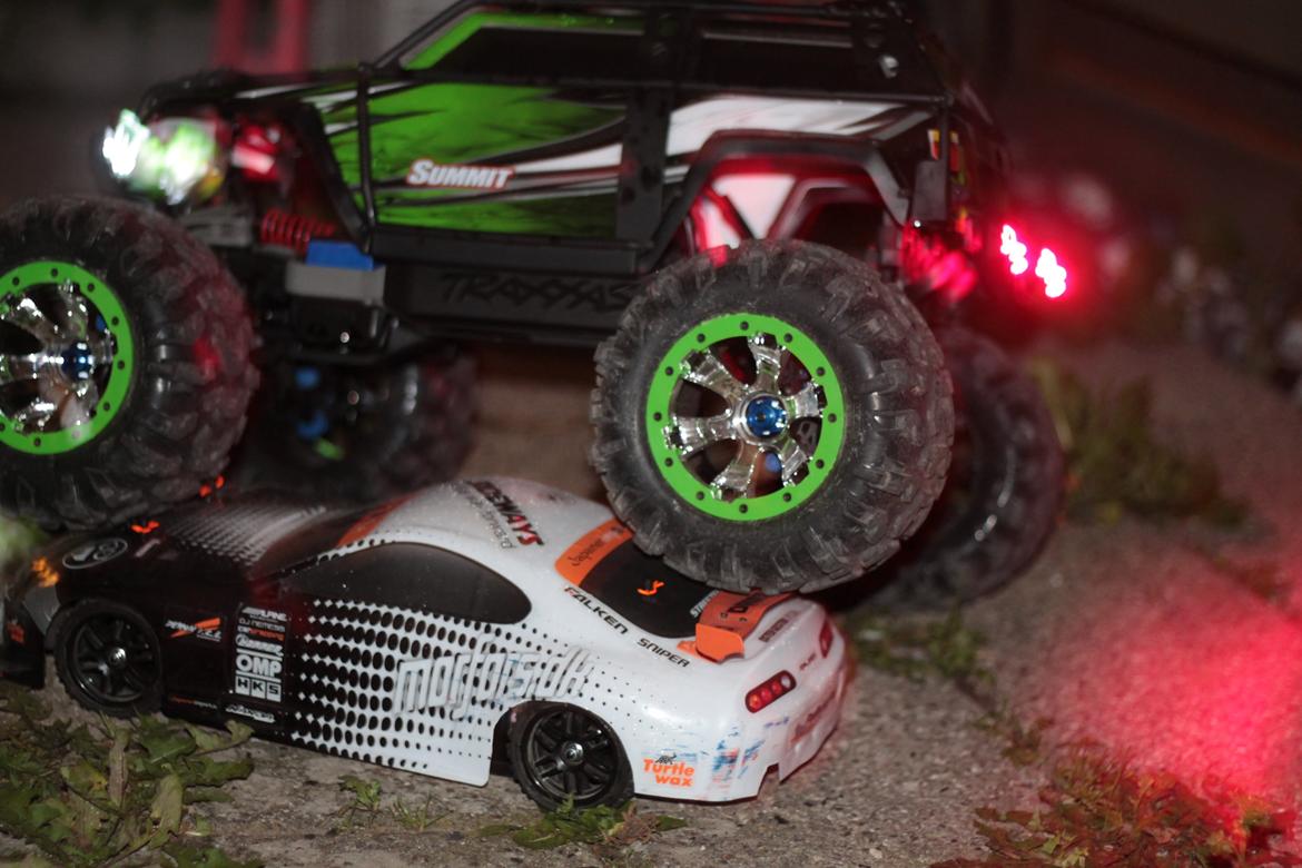 Off-Roader Traxxas Summit 1/10 billede 2