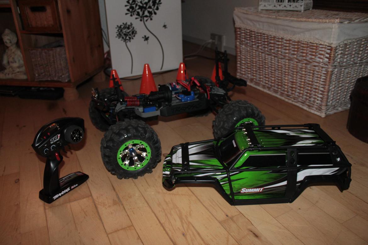 Off-Roader Traxxas Summit 1/10 billede 12