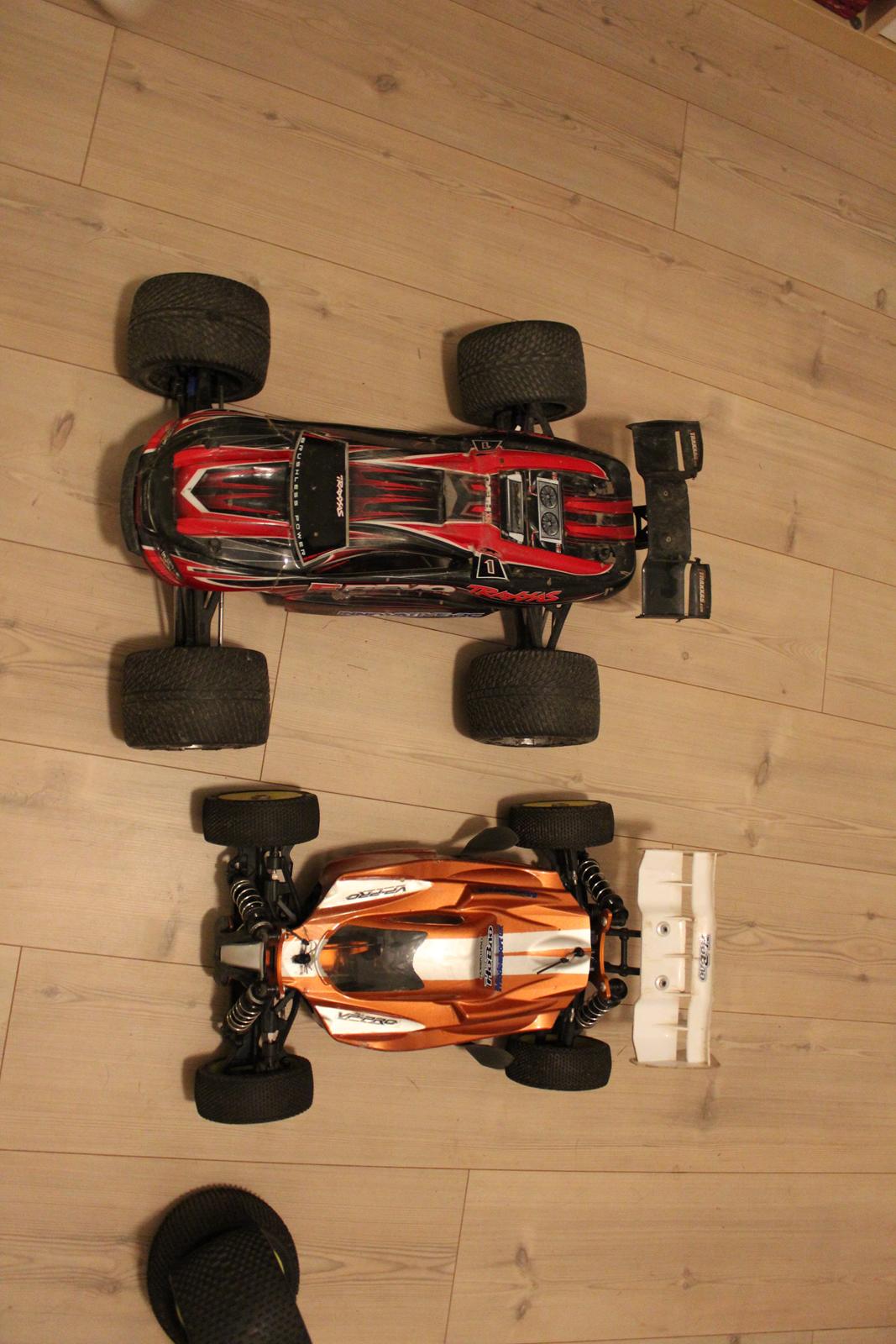 Off-Roader Traxxas E-REVO Brushless edition *Hunden* billede 12